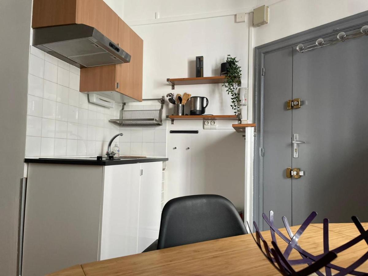 Abyad - A 300 M Des Arenes Apartment Ним Екстериор снимка